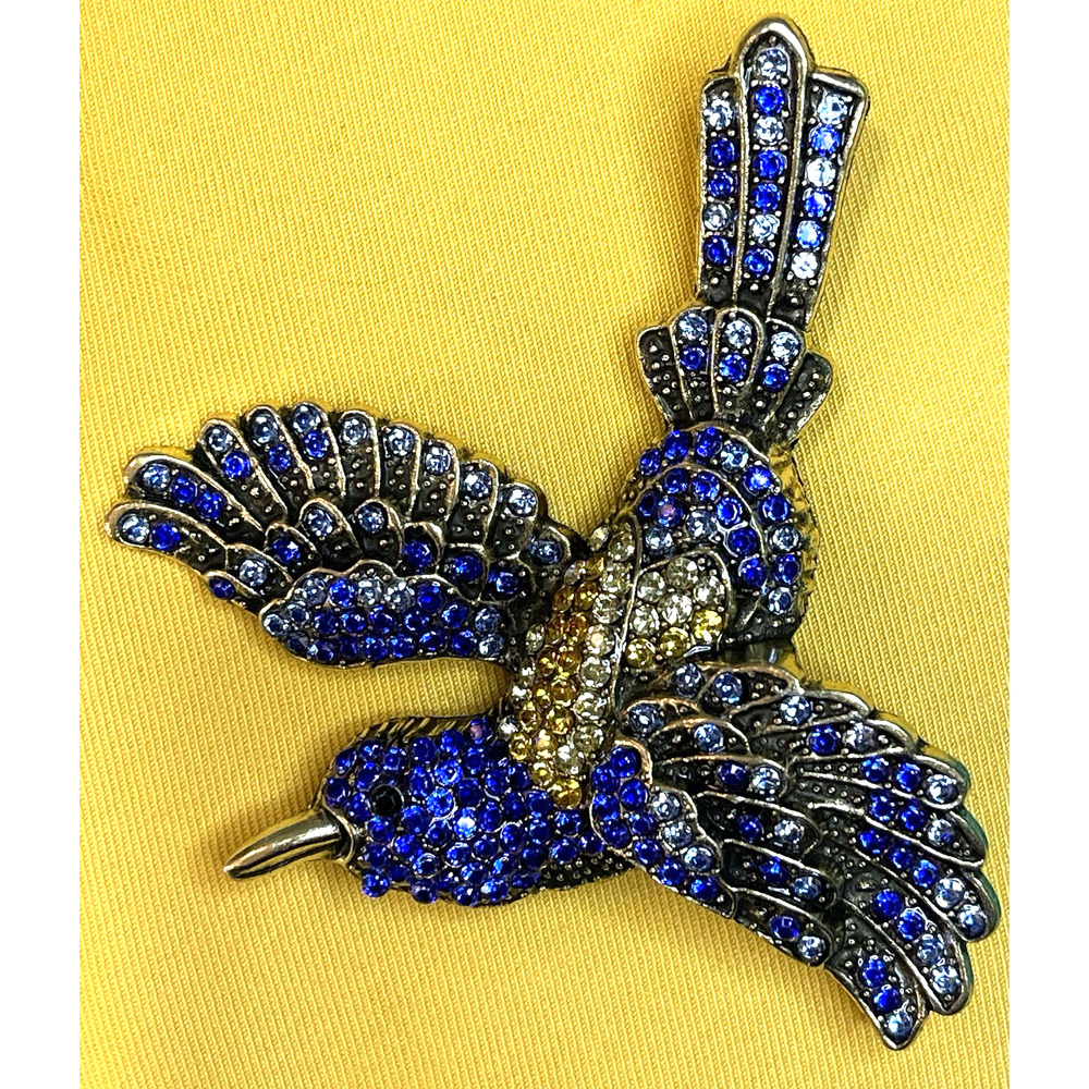 NWOT Heidi Daus Inspired Blue Rhinestone Hummingbird Bird Flying Brooch Pin